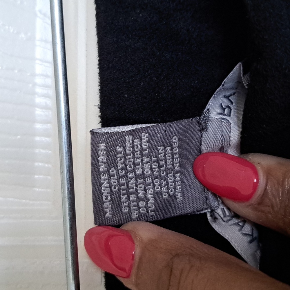 TIER Velvet Skirt - Picture 10 of 10